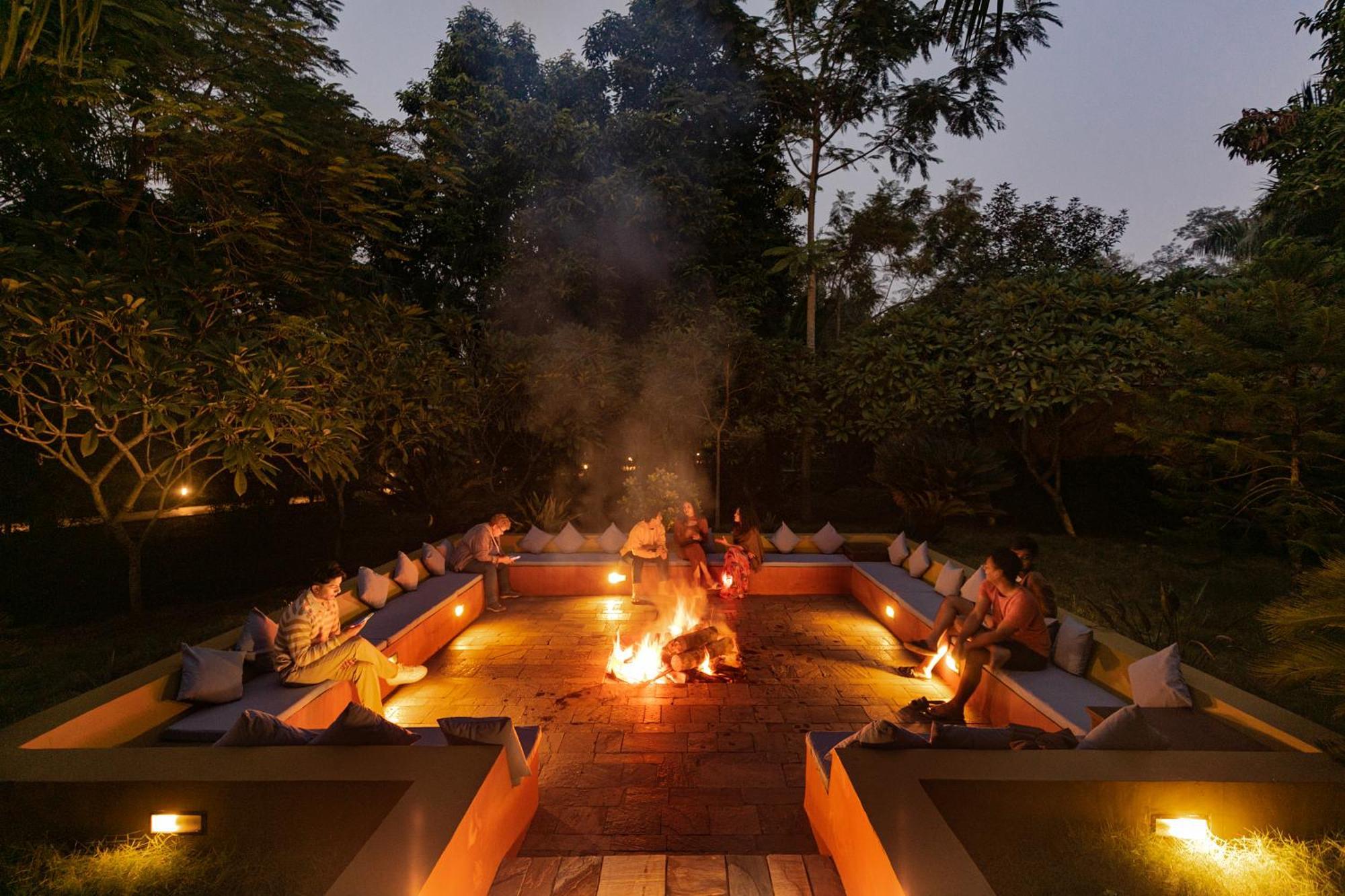 Kasara Chitwan Hotel Patlahara Kültér fotó