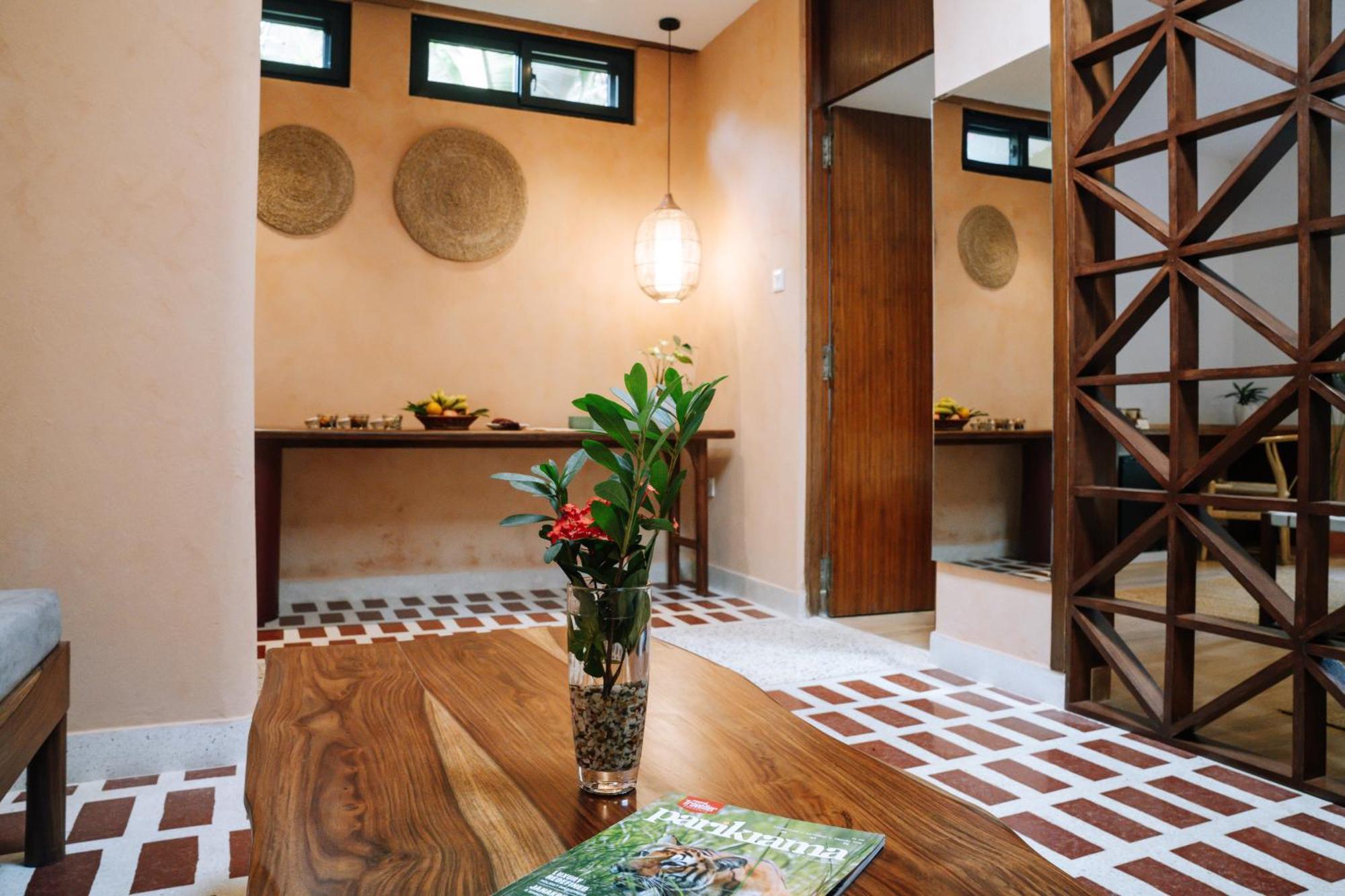 Kasara Chitwan Hotel Patlahara Kültér fotó