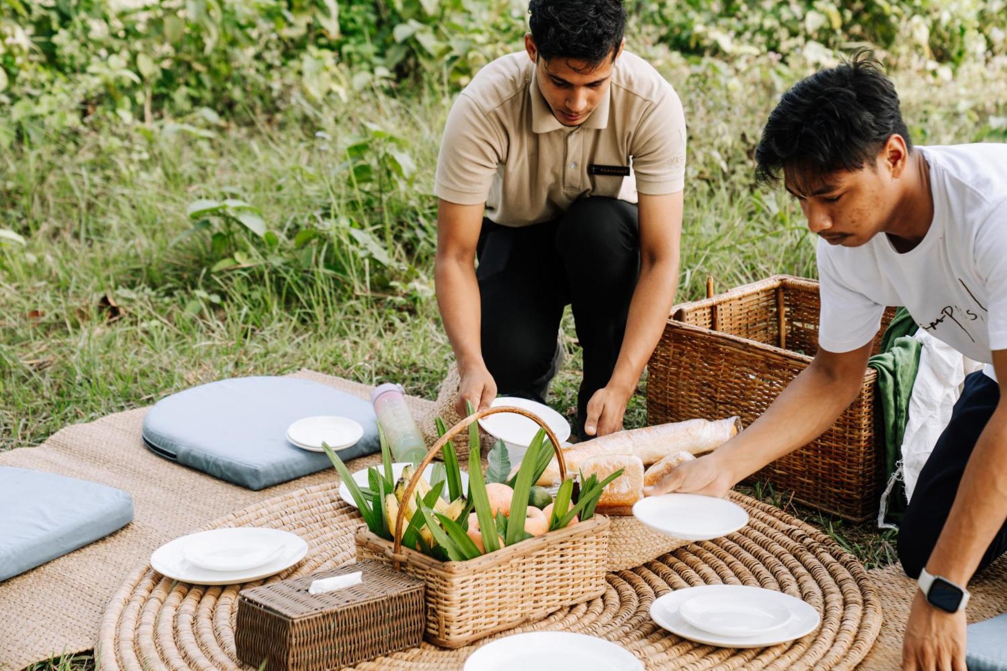 Kasara Chitwan Hotel Patlahara Kültér fotó